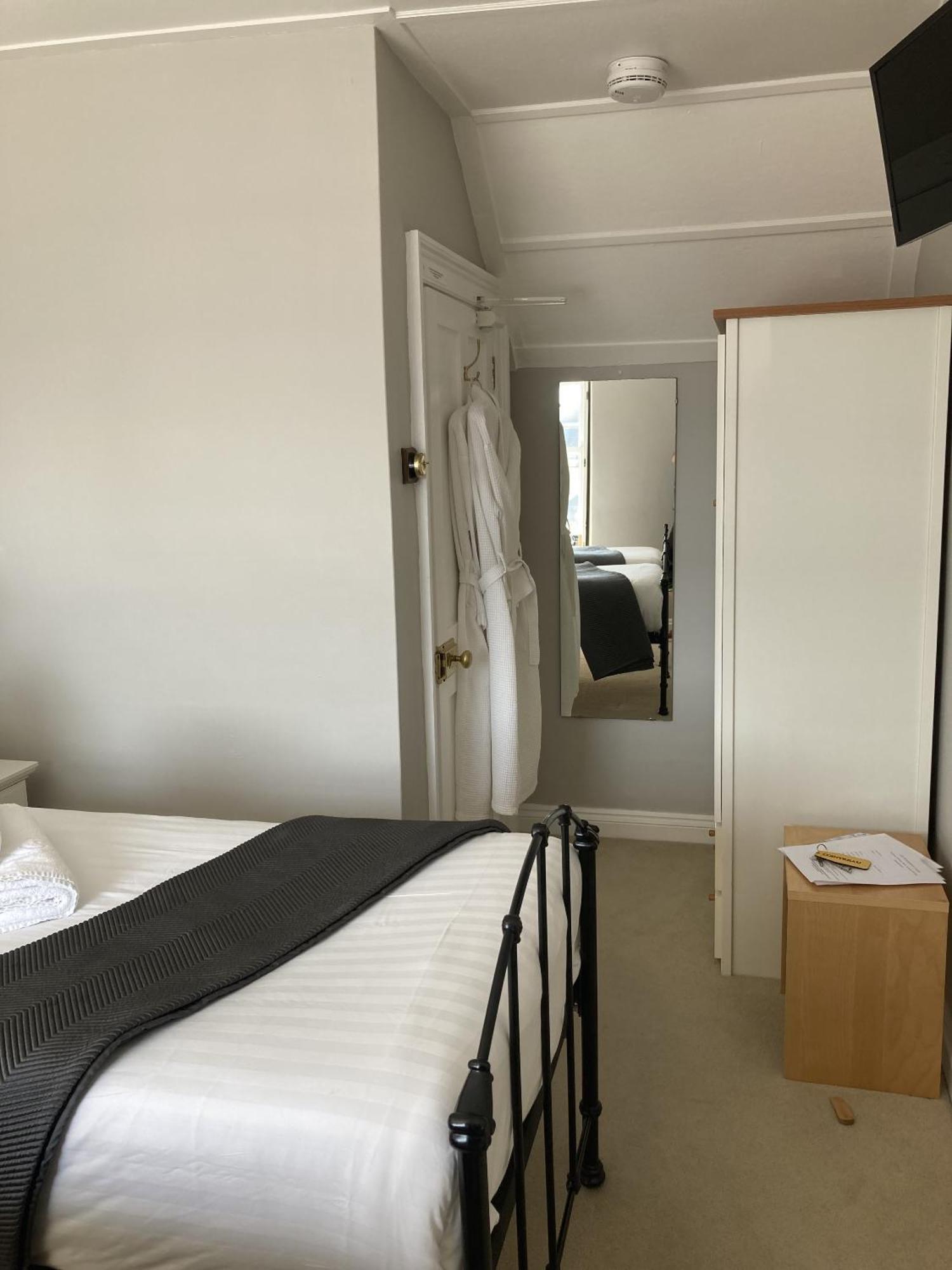 Old Temperance House Bed & Breakfast Saint Keverne Room photo